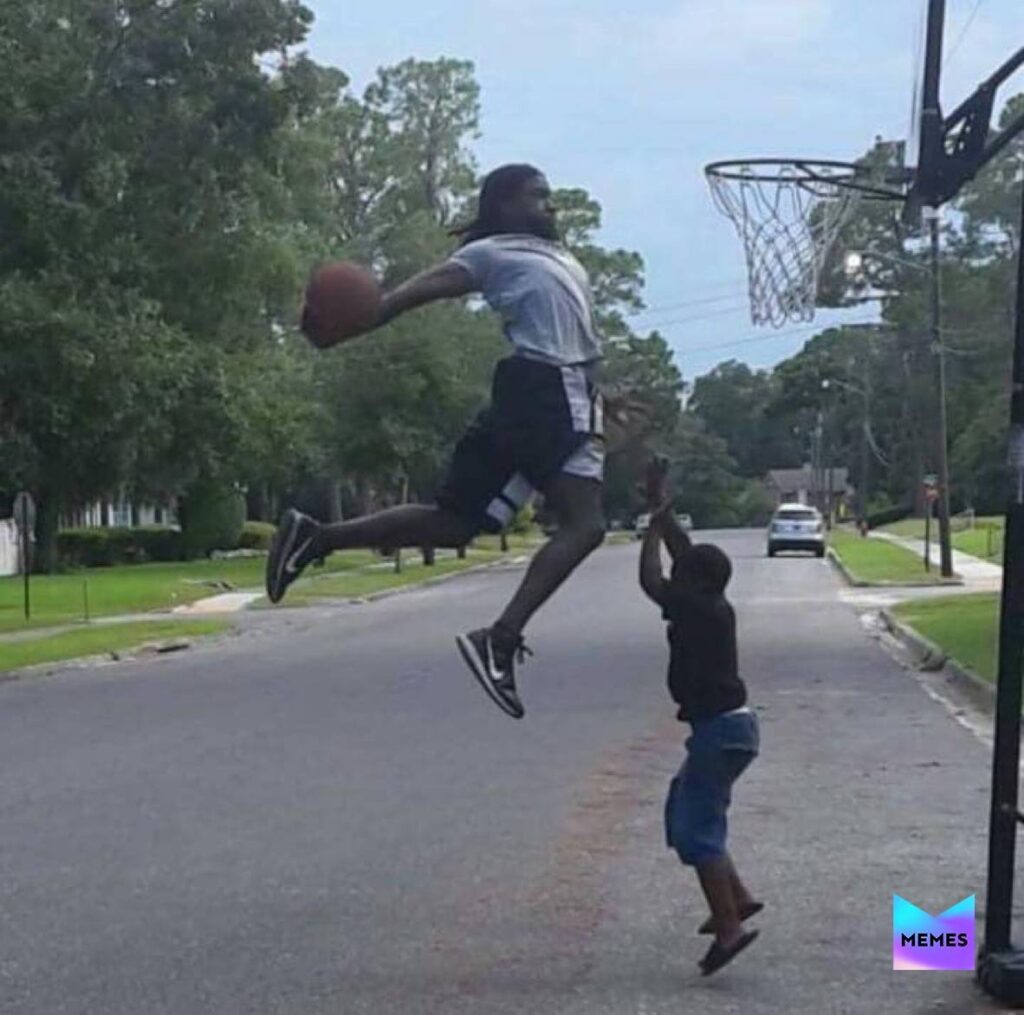 Basketball meme dunking over little cousin