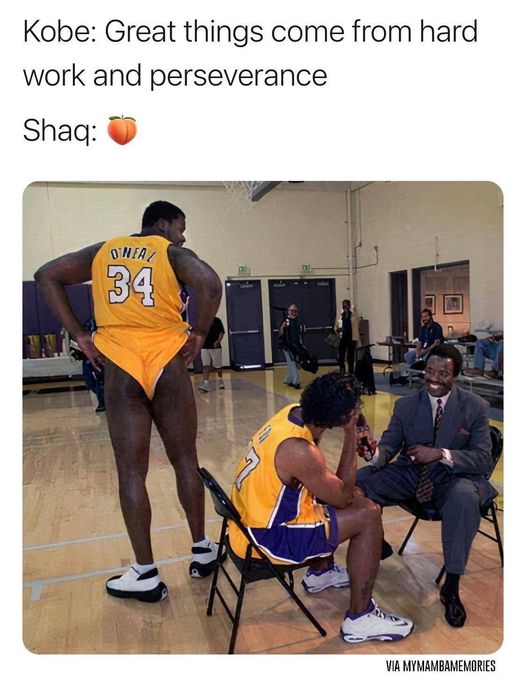 Shaq and Kobe meme Shaq lifting up his shorts